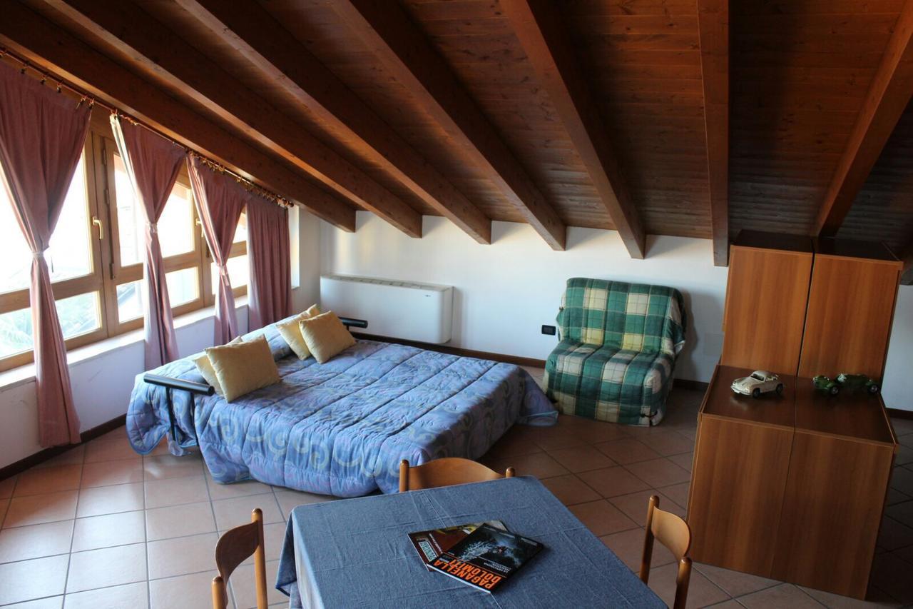 Apartament Casa Regina Desenzano del Garda Zewnętrze zdjęcie