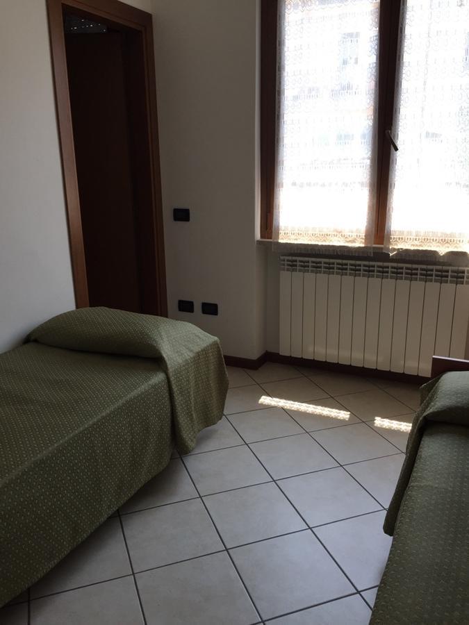 Apartament Casa Regina Desenzano del Garda Zewnętrze zdjęcie